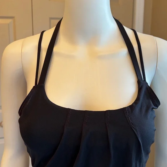 LULULEMON athleisure top - Picture 3 of 7